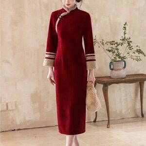 Elegant Red Velvet Cheongsam Dress